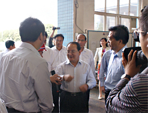 Lu Xinshe, Gobernador y Vicesecretario del Comité del Partido Provincial visitó Siton